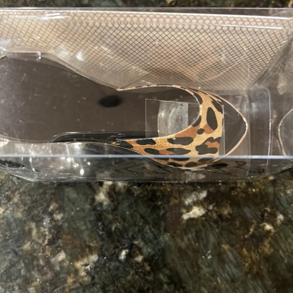 Brand New pair of High Heel Bottle Openers - Picture 6 of 7